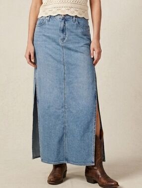 Silver Jean Denim Maxi Skirt Size 31 Fits Large Western Cowgirl Stampede Rodeo